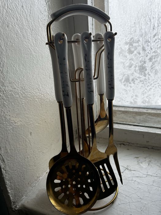 Продам посуду срочно