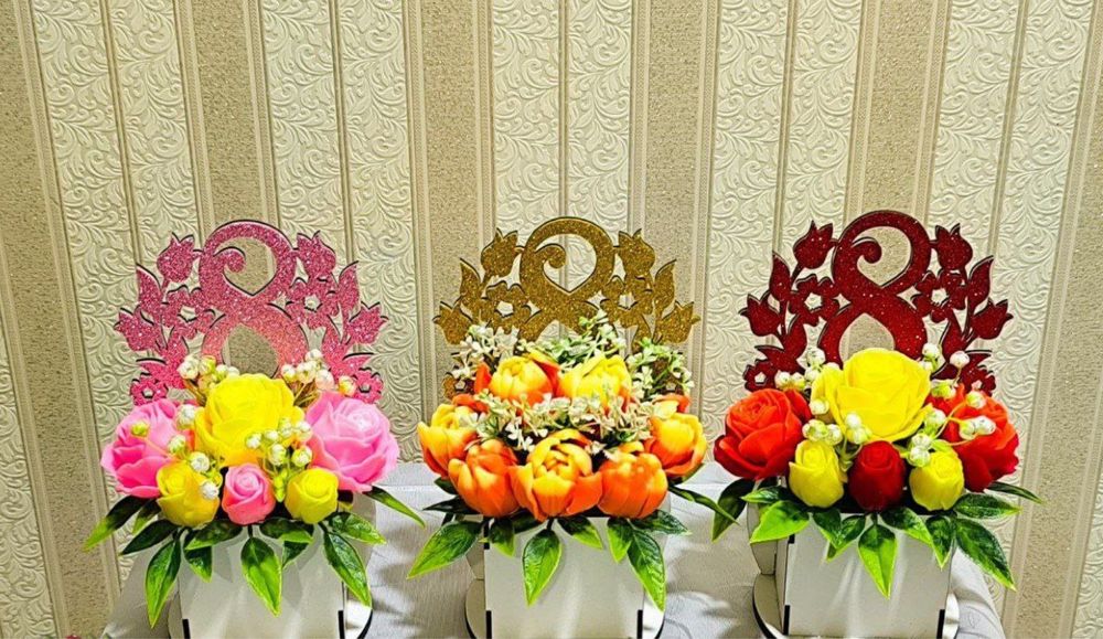 Sovunli gullar suniy gullar bayram uchun