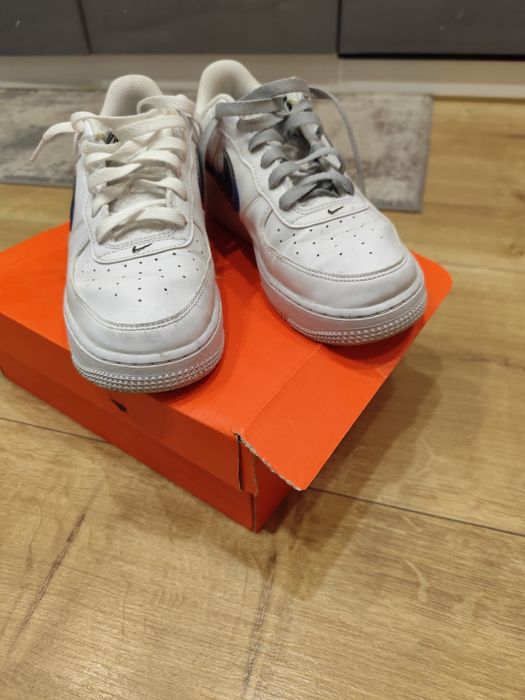 Продавам nike air force