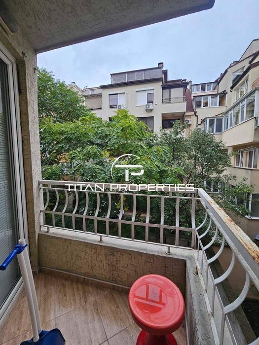 Продава се Двустаен апартамент в Варна, ХЕИ - 65 кв.м за 2462 €/кв.м - Снимка #8