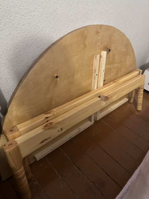 Национальный стол продам