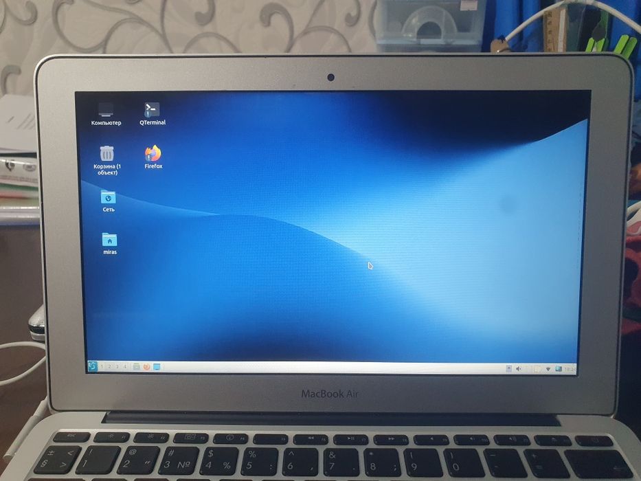 MacBook Air 11 2010