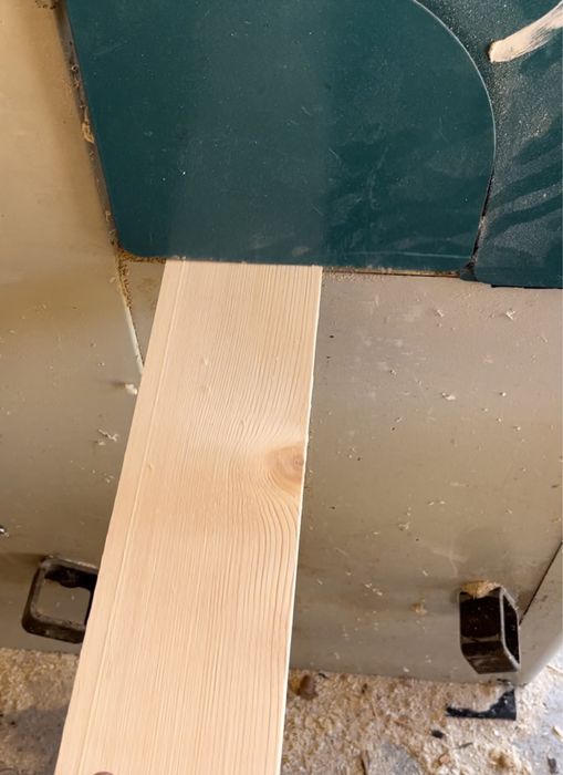 Cherestea răsinoase, brad și molid, uscată în uscător