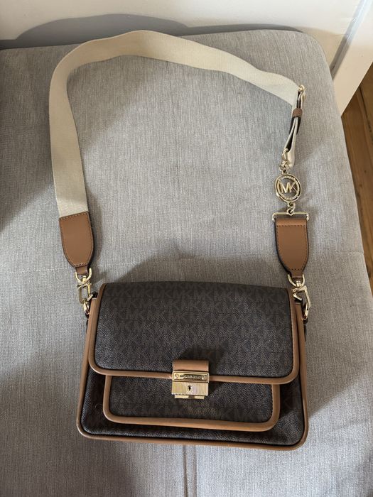 Чанта Michael Kors Bradshaw