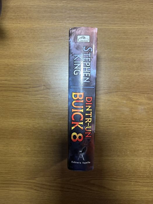Carte Dintr-un buick 8 de Stephen King