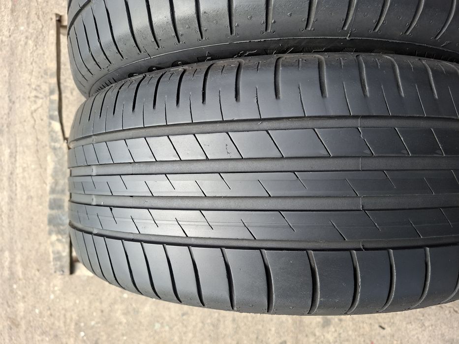 2бр. 215/55/17 Goodyear Efficient Grip Performance