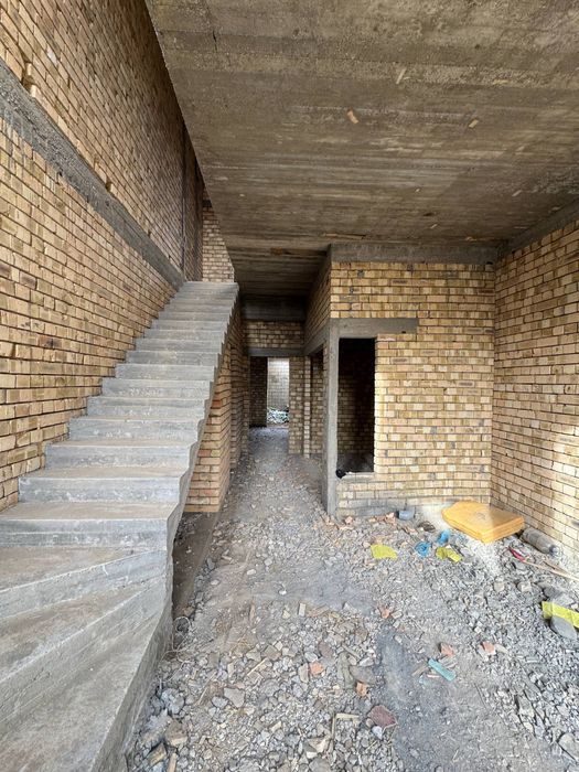 Каробка холатида