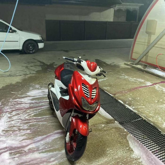 Schimb Yamaha aerox  2003