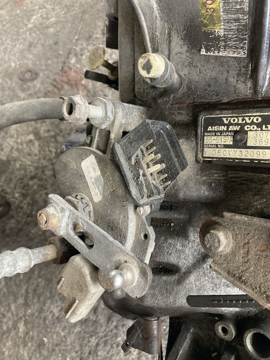 Volvo XC 90 2.4 d 4x4 2006 година avtomat Скоростна Кутия