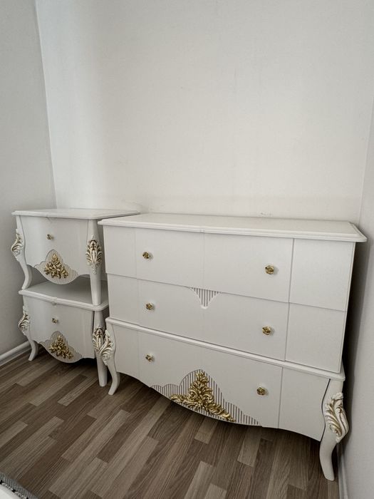 Продам Спальную гарнитуру