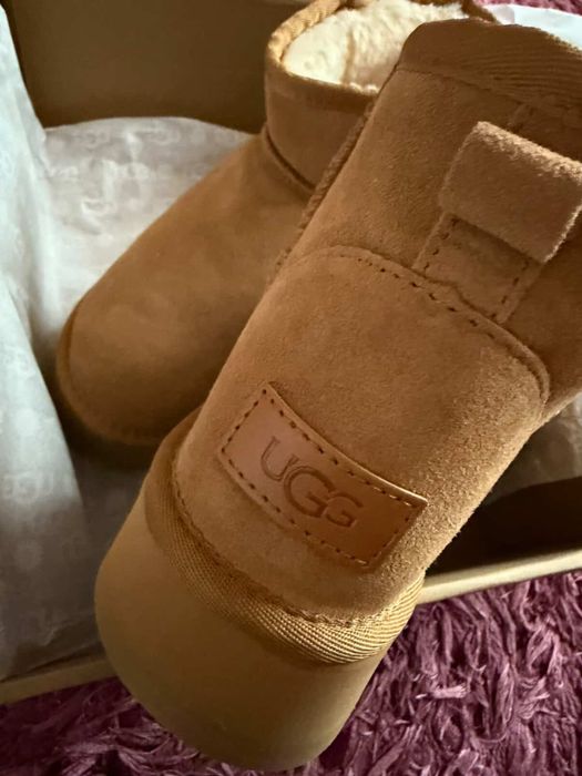 ugg mini maro 39