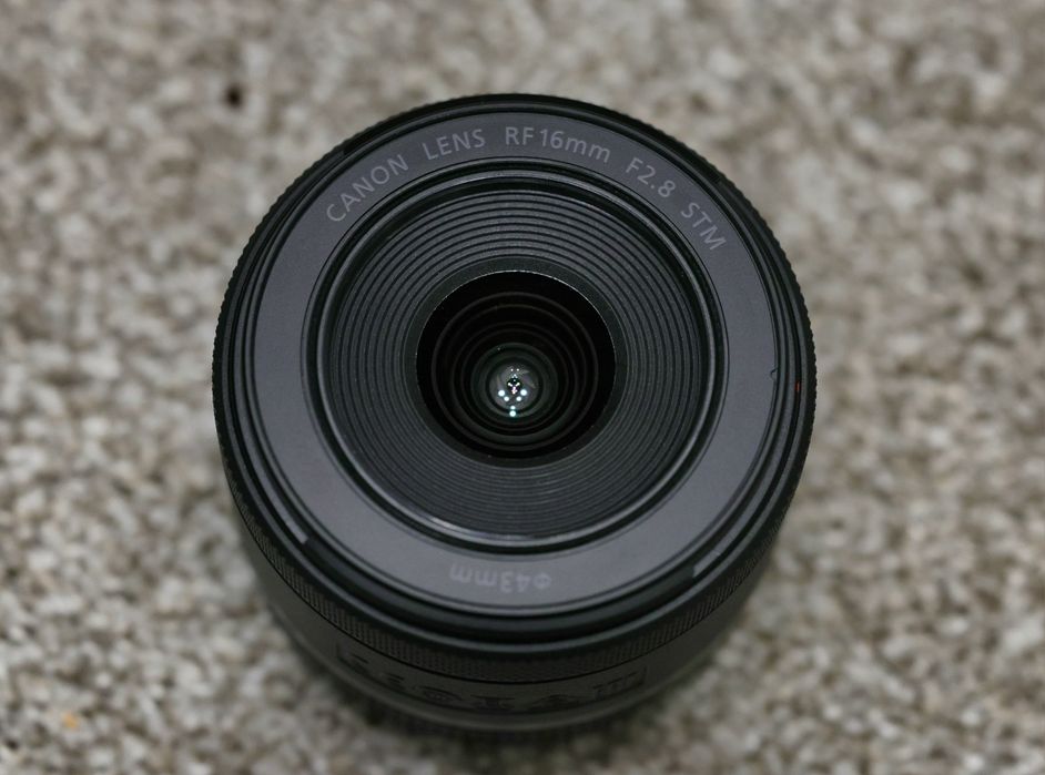 Obiectiv Canon RF 16mm f/2.8 STM - Ca Nou, Garanție eMAG
