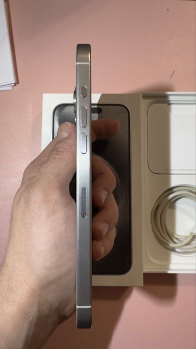 Продам Iphone 15 pro max/айфон 15 про макс