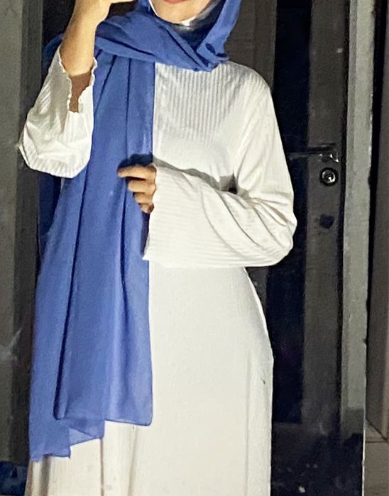 Платья в отличном состояний