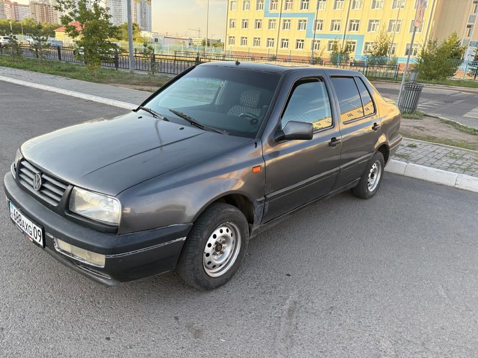Продаётся Volkswagen Vento
