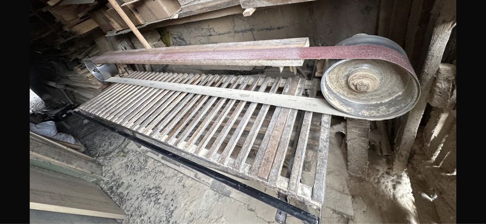 Masina de slefuit cu banda