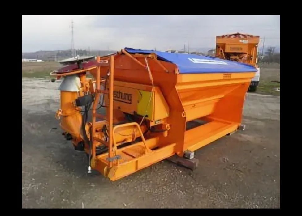 Пескоразбрасыватель