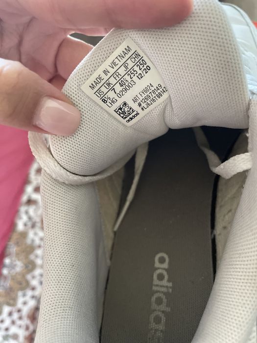 Кеды Adidas оригинал размер 40,5