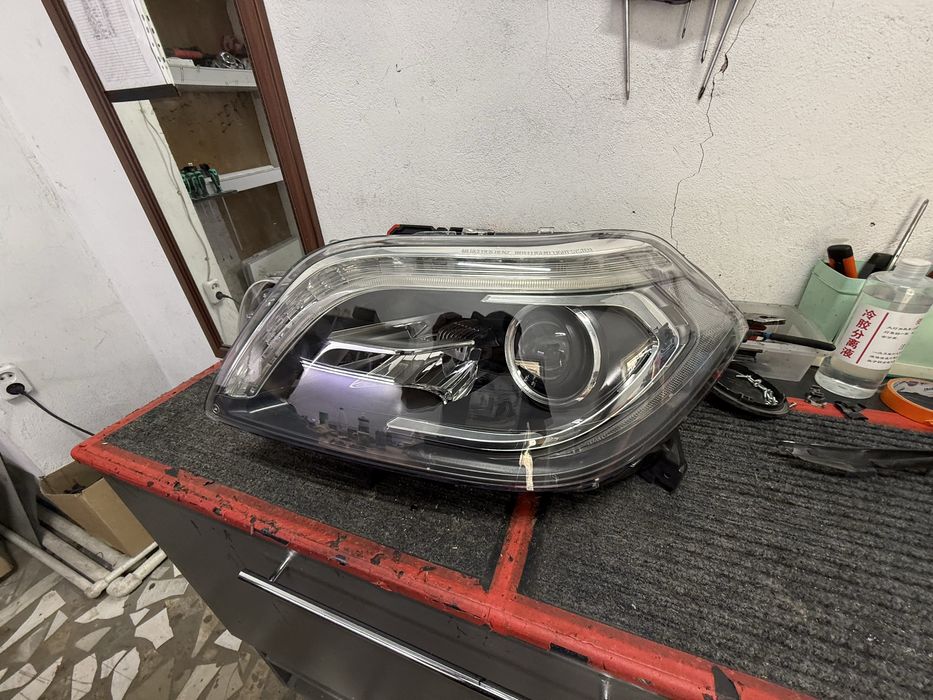 Фара лева Gl x166