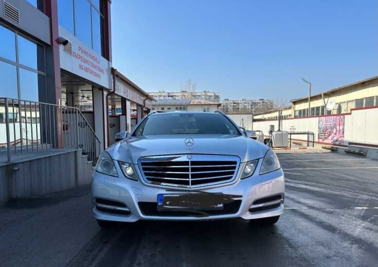 Продава се...Mercedes E250