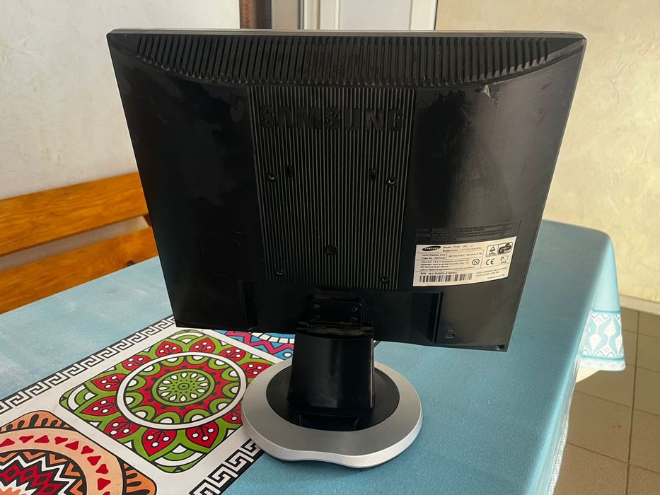 Продам маниторы