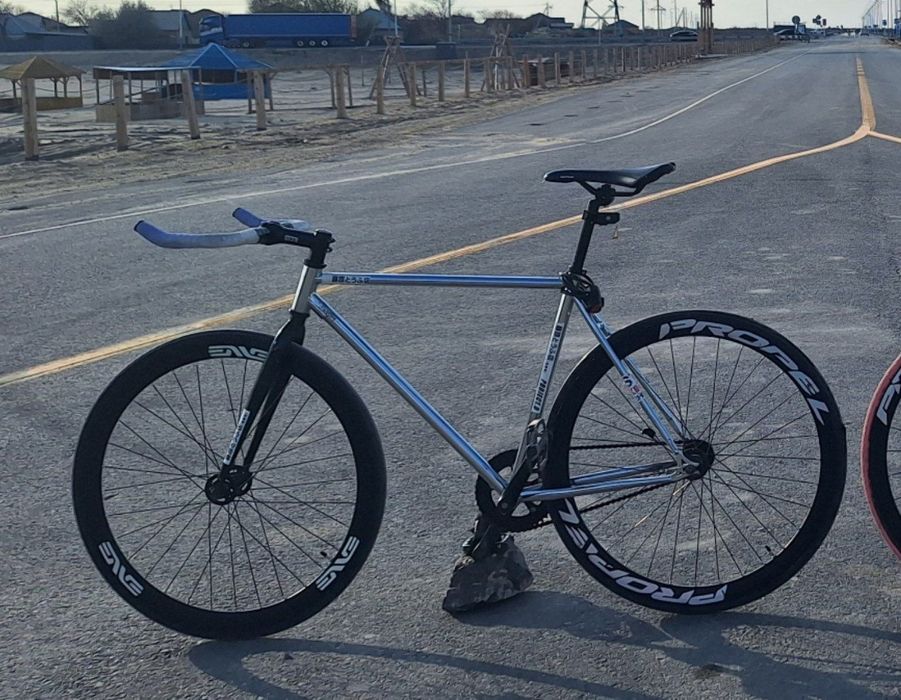 Продам Фикс ноу нейм