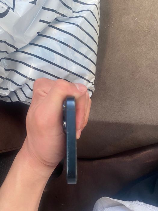 Айфон 14+ в хорошом состаяний