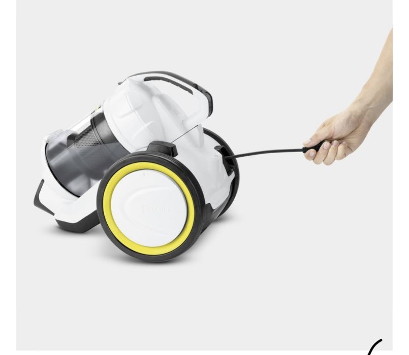Продам пылесос Karcher VC 3 Premium белый