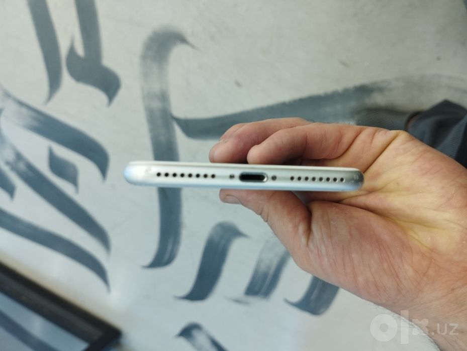 iPhone 8 plus 256 72 yomks
