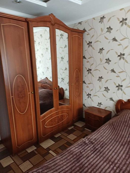 Сдам 2-комн. квартиру в центре. ПОСУТОЧНО.