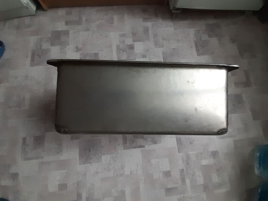 Продам в Петропавловске ёмкости и бак .