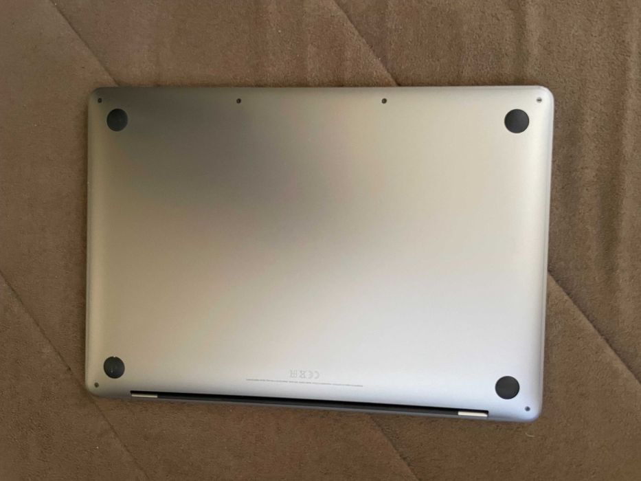 13" M2 MacBook Pro A2338 (2022) Space Gray