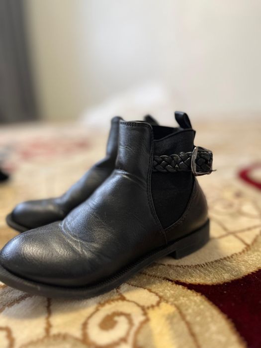 Срочно продам куртка,сапоги,туфли