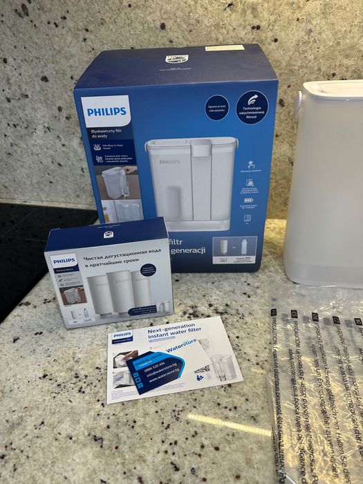 Филтърна кана PHILIPS с четири касетъчни филтъра