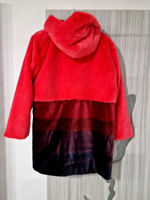 Haine blana artificiala noi