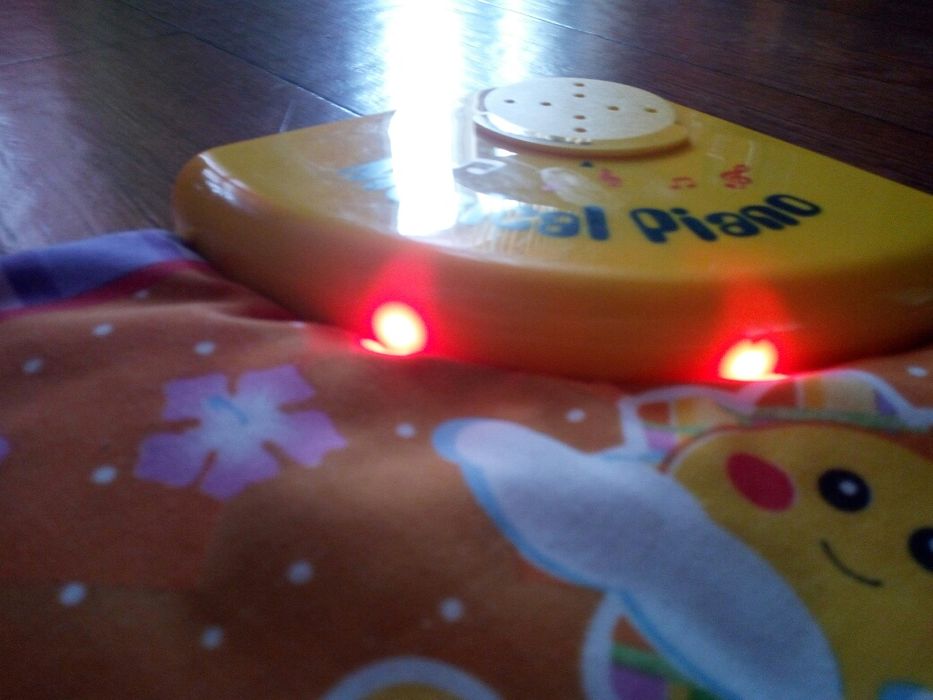 Музыкальный коврик пианино