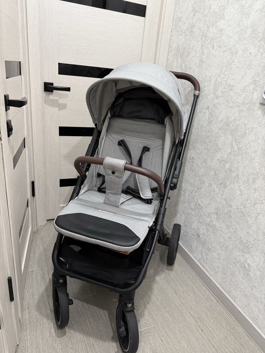 Продам коляску зима-лето