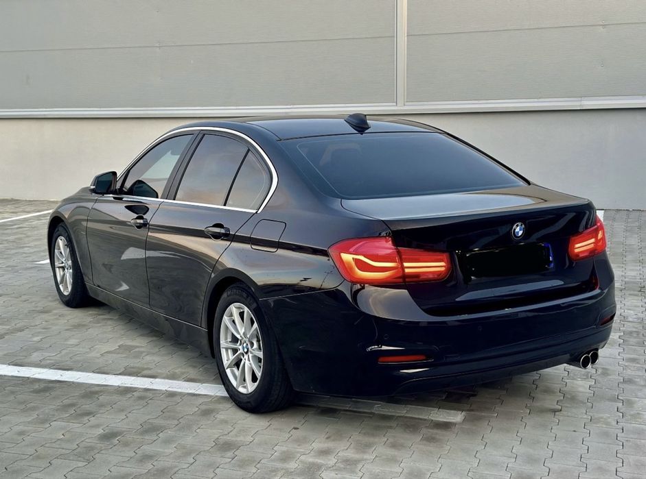 Usa usi aripa oglinda bmw seria 3 f30