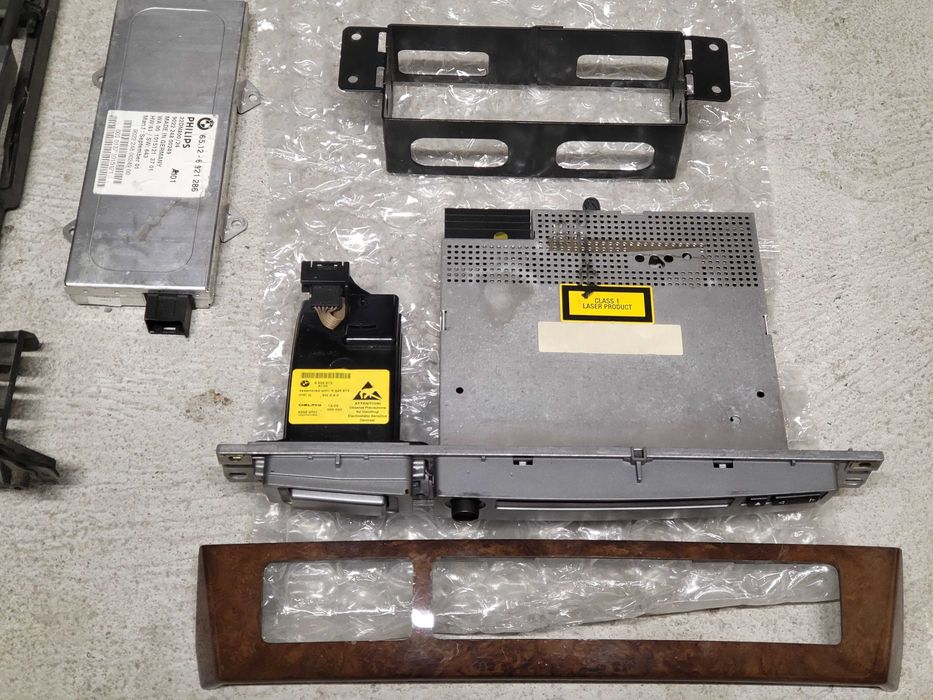 BMW E65 745 части СД, алтернатор, бобини, стоп и други.