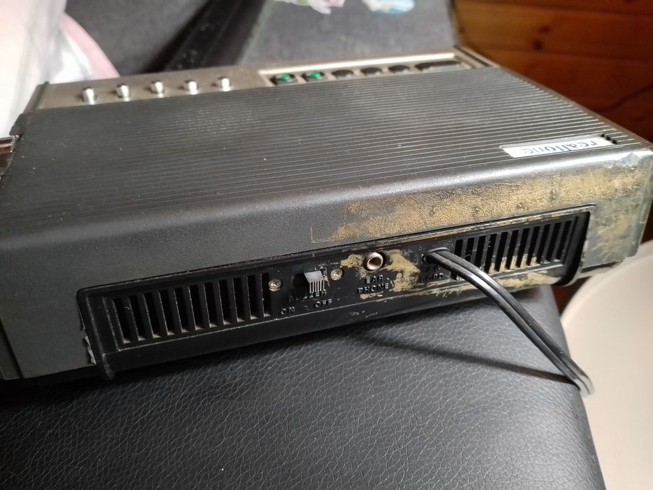 Vintage Realtone E-2 radio digital 24h alarm clock