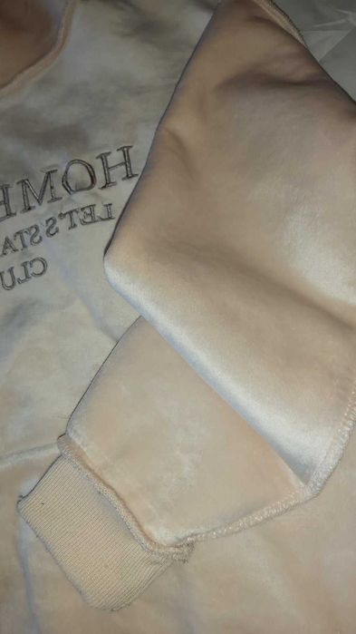 Дамски пухкав суитшърт