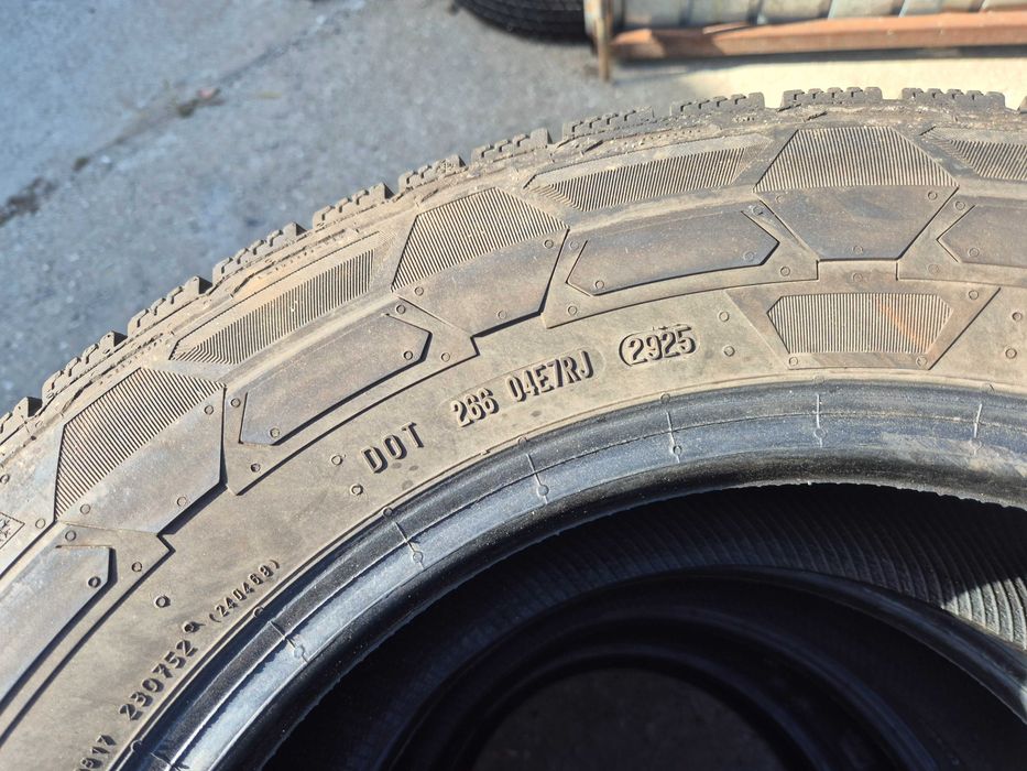 4 Anvelope M+S IARNA - 215/65/16C 109/107R - Continental Van Contact Winter - Stare F BUNA - DOT 2025 !