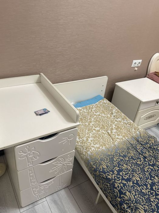 Кровать двуспальный