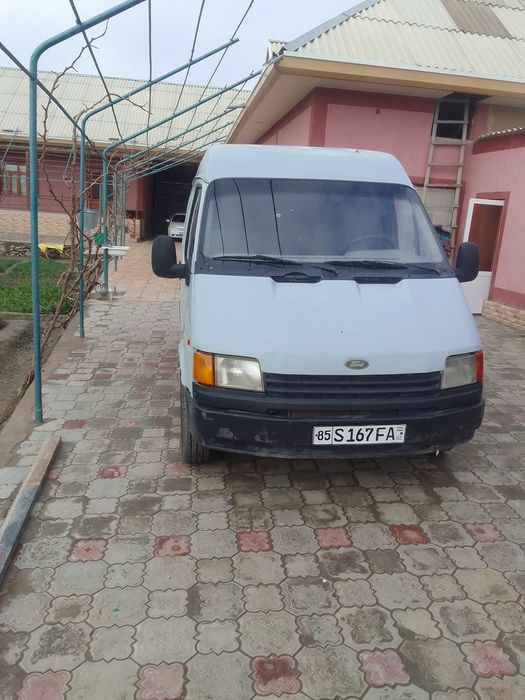 Ford tranzet yuk furgon 1991 yil