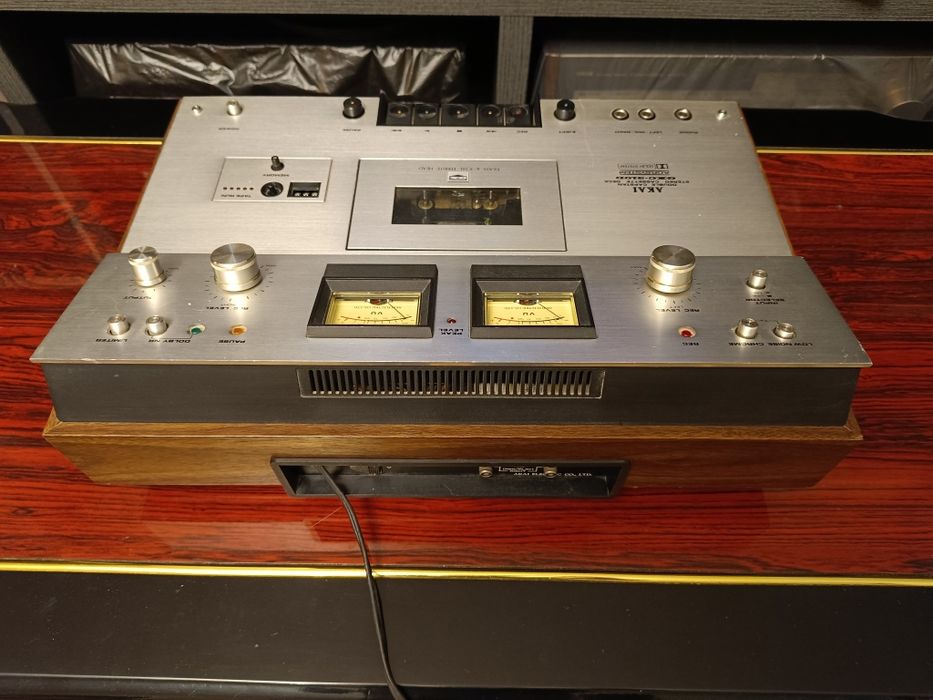 Дека Akai GXC-310D