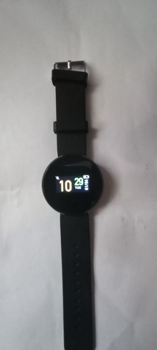 продаю смартватч часы .