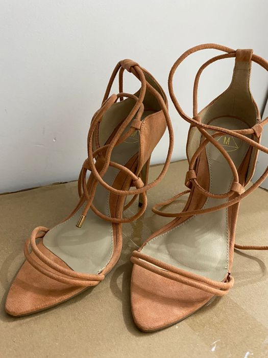 Sandale elegante nude