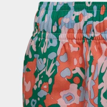 Adidas къси панталони размер 14-15г