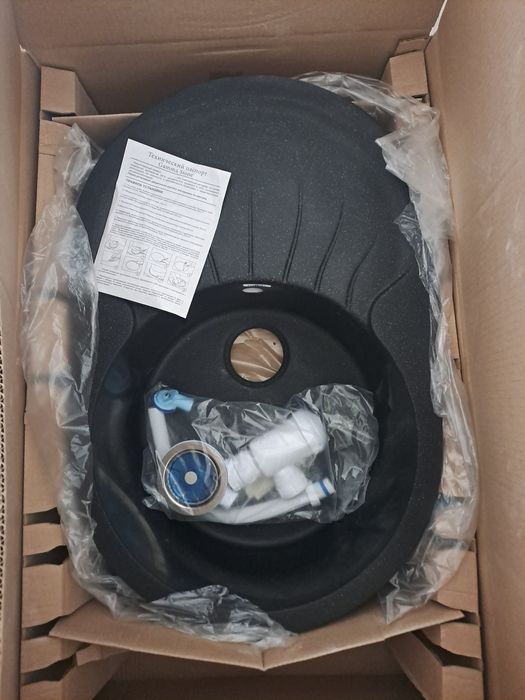 Кухонная мойка и смесители