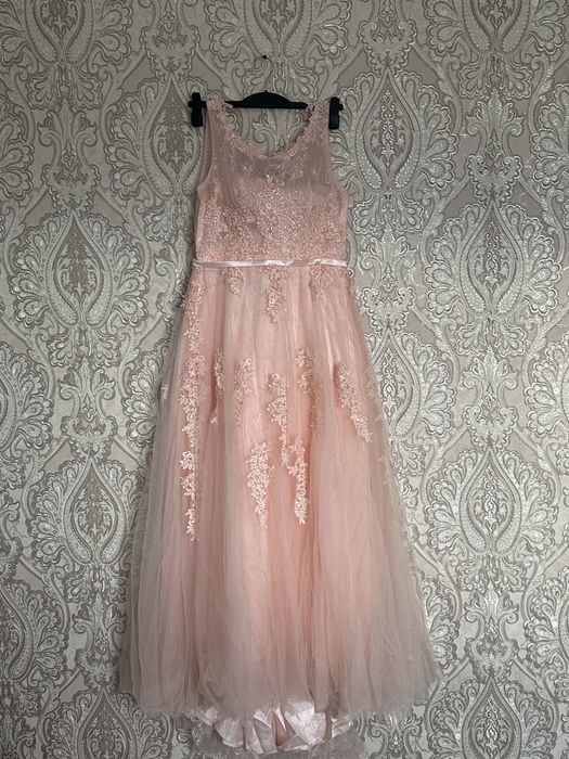 Выпускной көйлек сатылады